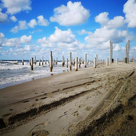 Nieuw Strand Петен Екстериор снимка