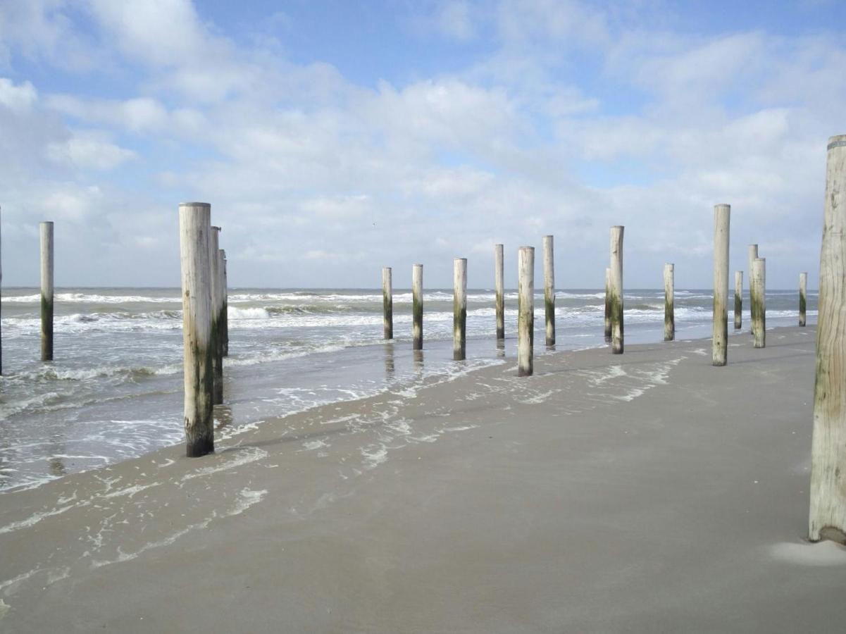Nieuw Strand Петен Екстериор снимка